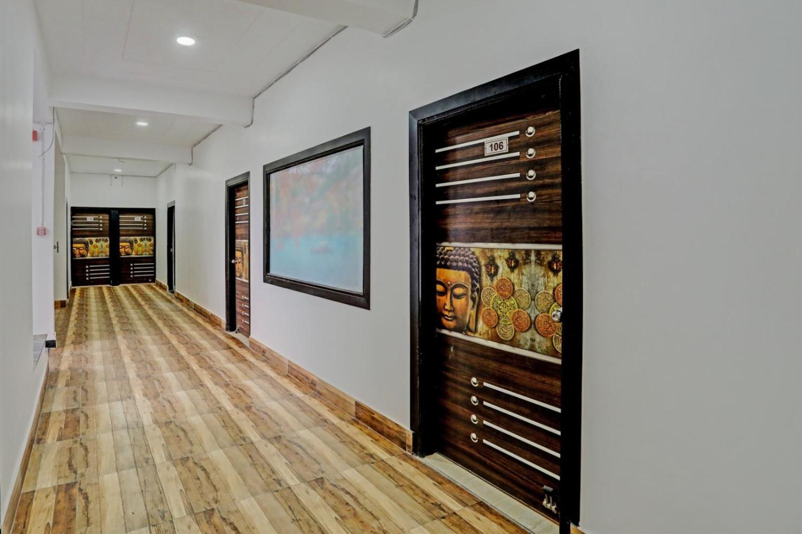 Hotel Golden Prime King New Delhi Buitenkant foto